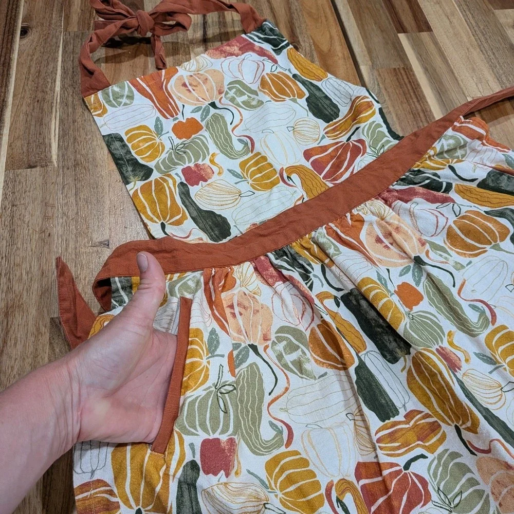 Anthropologie Pumpkin Harvest Apron Fall Harvest Thanksgiving Cottagecore Baking